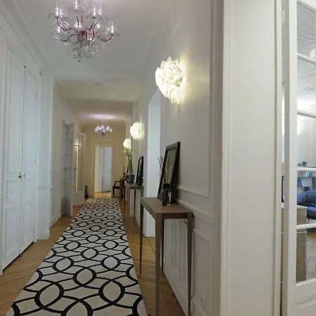 Relais12bis By Eiffel Tower Bed & Breakfast Parigi