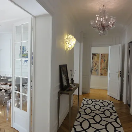 Bed & Breakfast Relais12bis By Eiffel Tower Parigi