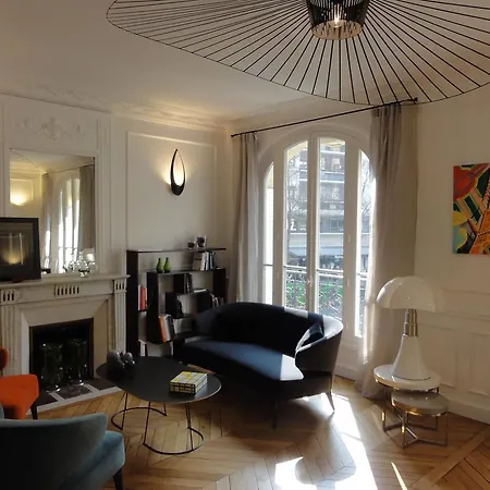 Bed & Breakfast Relais12bis By Eiffel Tower Parigi