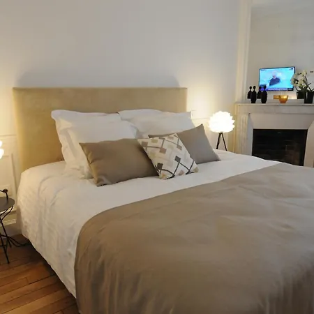Relais12bis By Eiffel Tower 4* Parigi