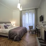 Relais12Bis Bed & Breakfast By Eiffel Tower