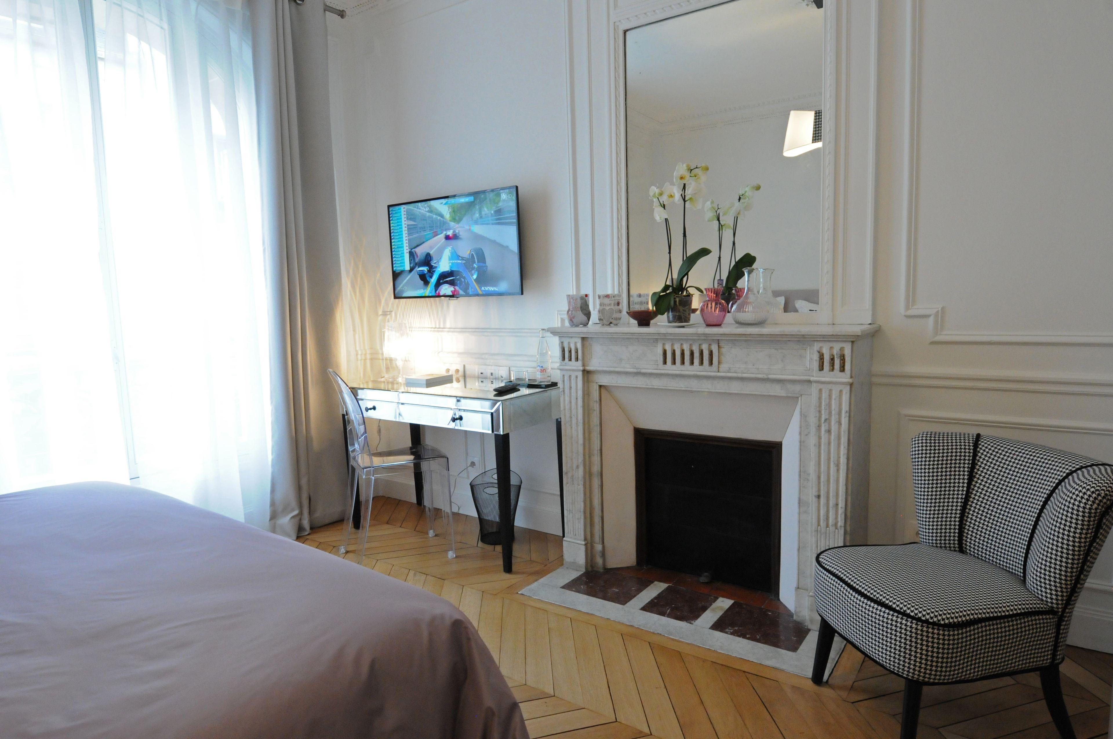 Bed & Breakfast Relais12bis By Eiffel Tower Parigi