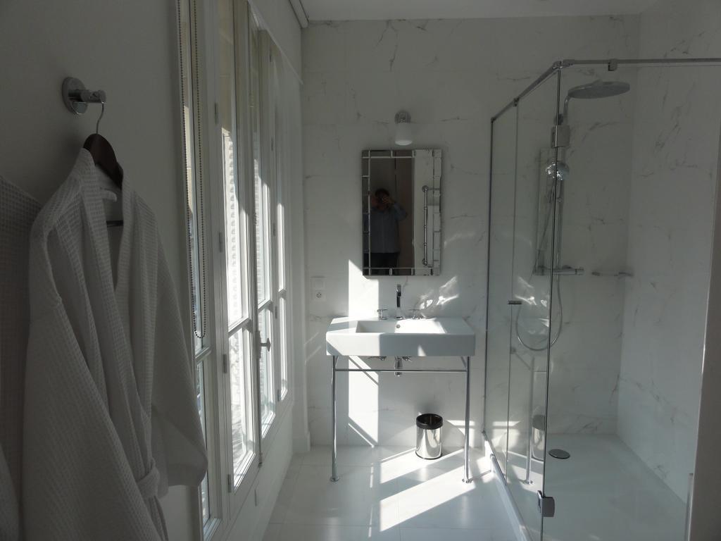 Relais12bis By Eiffel Tower Bed & Breakfast 4*