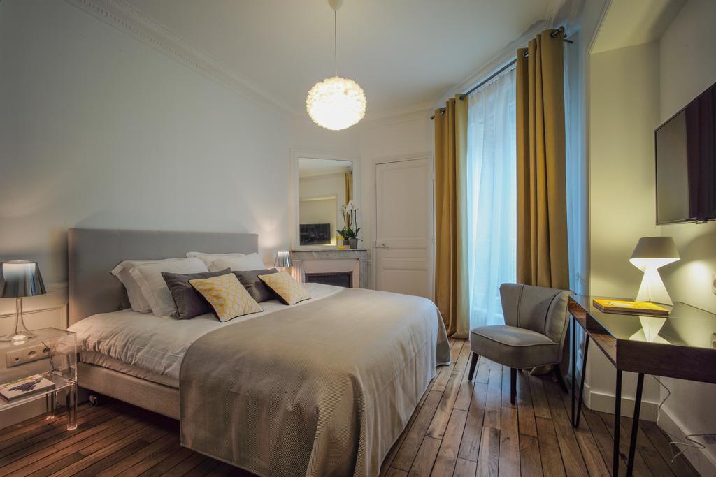 Bed & Breakfast Relais12bis By Eiffel Tower